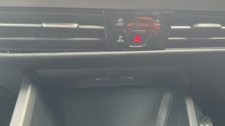 Volkswagen Golf 1.5 TSI Life 5dr Petrol Hatchback